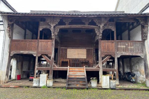 申屠氏宗祠对联和家谱记载-姓名学-华易算命网姓名